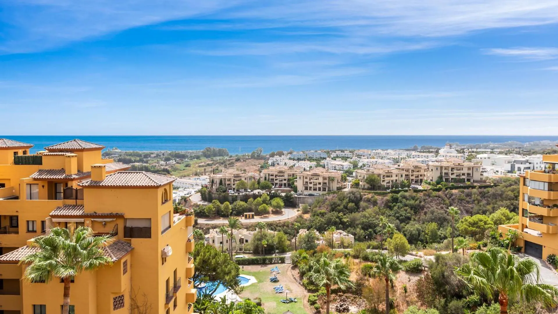 Sky And Sea Estepona Penthouse Apartment