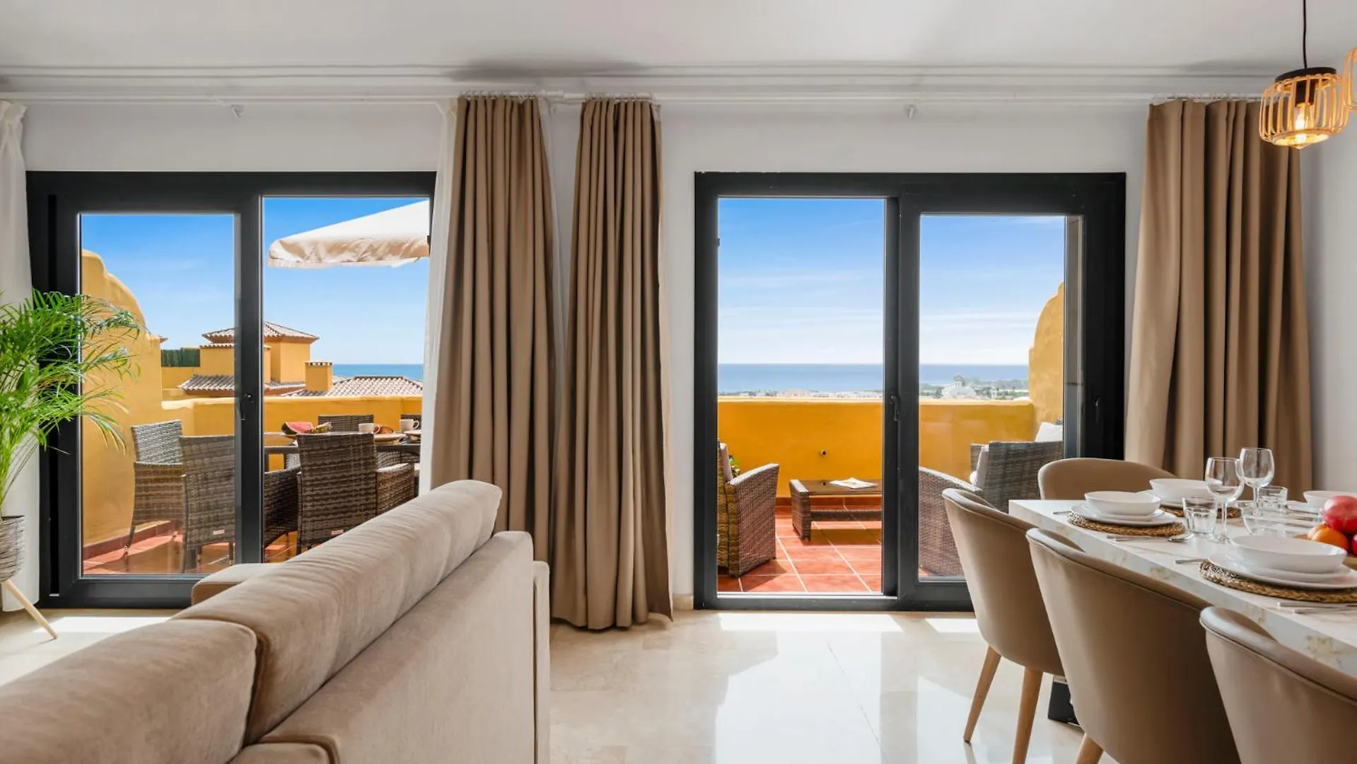 Sky And Sea Estepona Penthouse Apartment